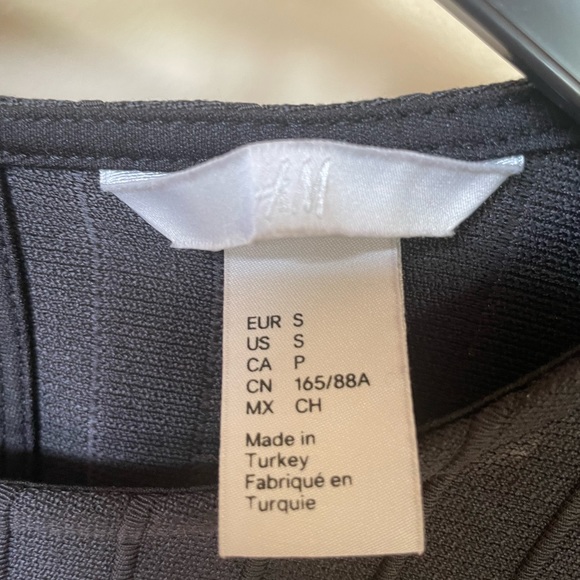 H&M - Picture 3 of 4